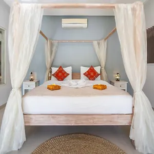  Holiday home Armani